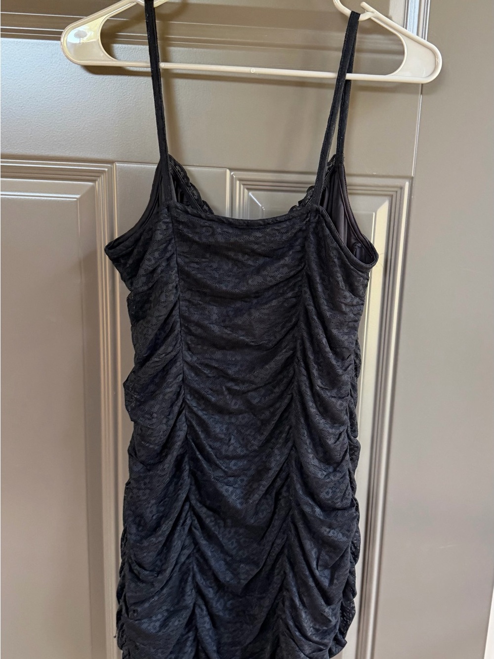 Dividend Fully Lined Black Ruched Lace Slip Dress, Size Large